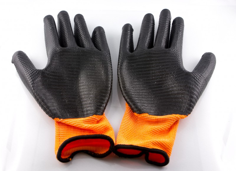 Купить оптом рабочие перчатки от производителя. Перчатки рабочие. Перчатки полиэфирные. Перчатки полиэфирные с нитрильным покрытием. Перчатки обычные рабочие.