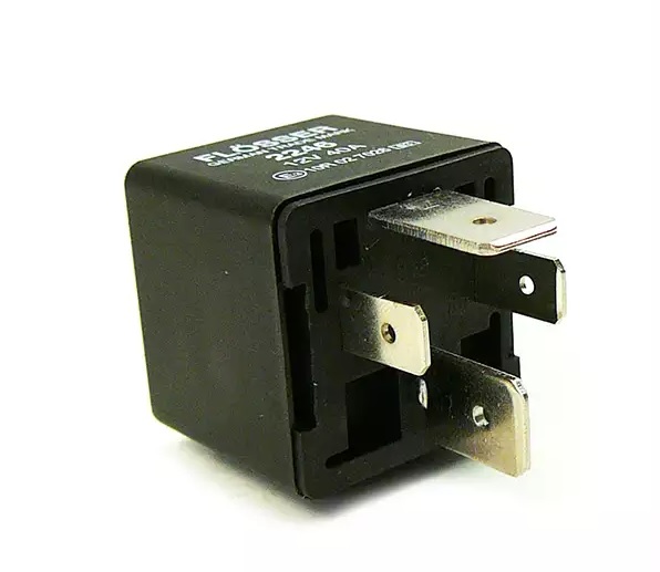 Реле 4 контактное силовое 50А 71.3747-21