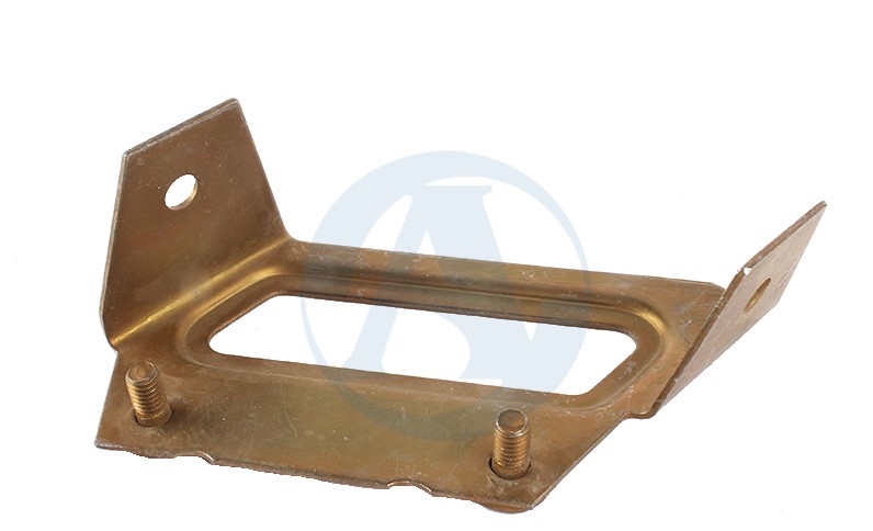 Кронштейн 2108 заднего бампера боковой правый